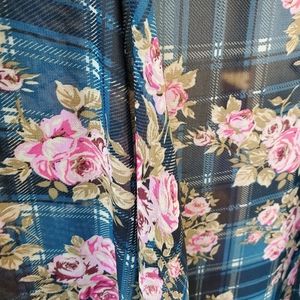 Lularoe shirley coverup medium
